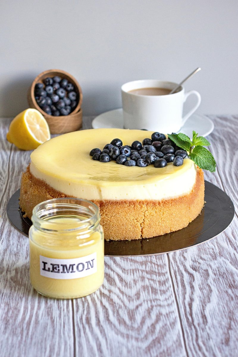 Raspberry White Chocolate Cheesecake